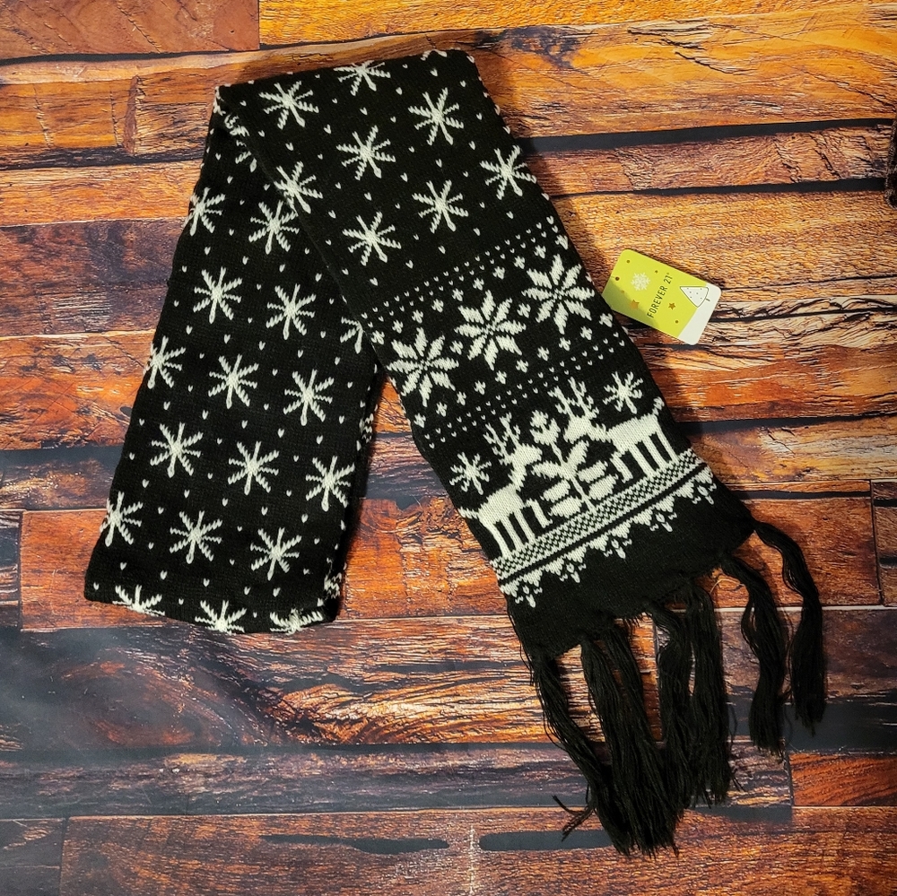Forever 21 Ladies Scarf